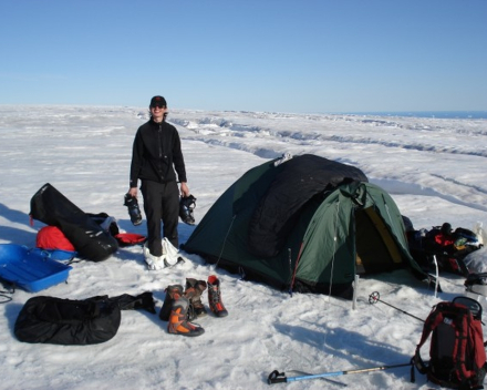 Snowkite expedition Greenland ice cap August 2007