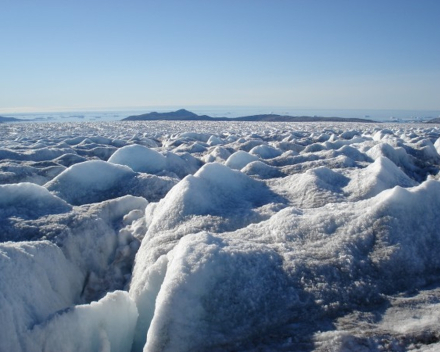 Snowkite expedition Greenland ice cap August 2007