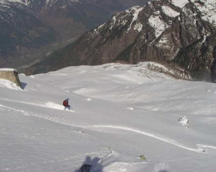 Heliboarding expedition Himalaya India/Thibet June 2006